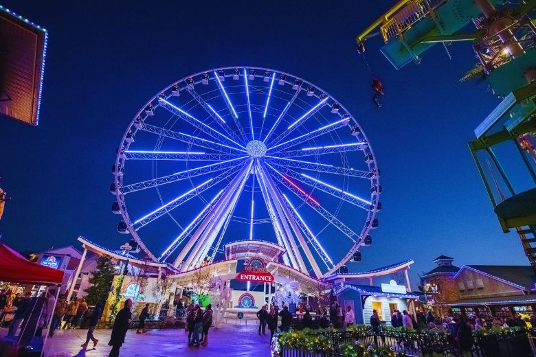8 Best Spring Date Ideas in Pigeon Forge